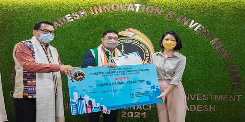 APIIP graduation and seed money ceremony